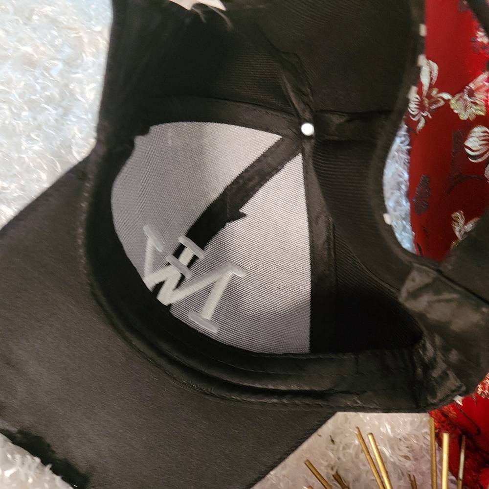 Cap - Picture 2 of 5